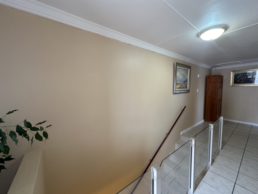 3 Bedroom Property for Sale in Seemeeu Park Western Cape